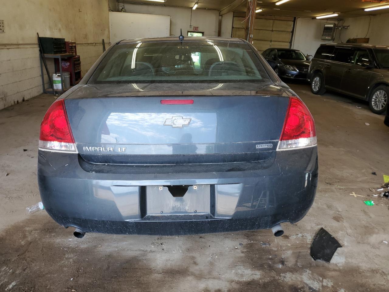 2014 Chevrolet Impala Limited Lt - Image 6