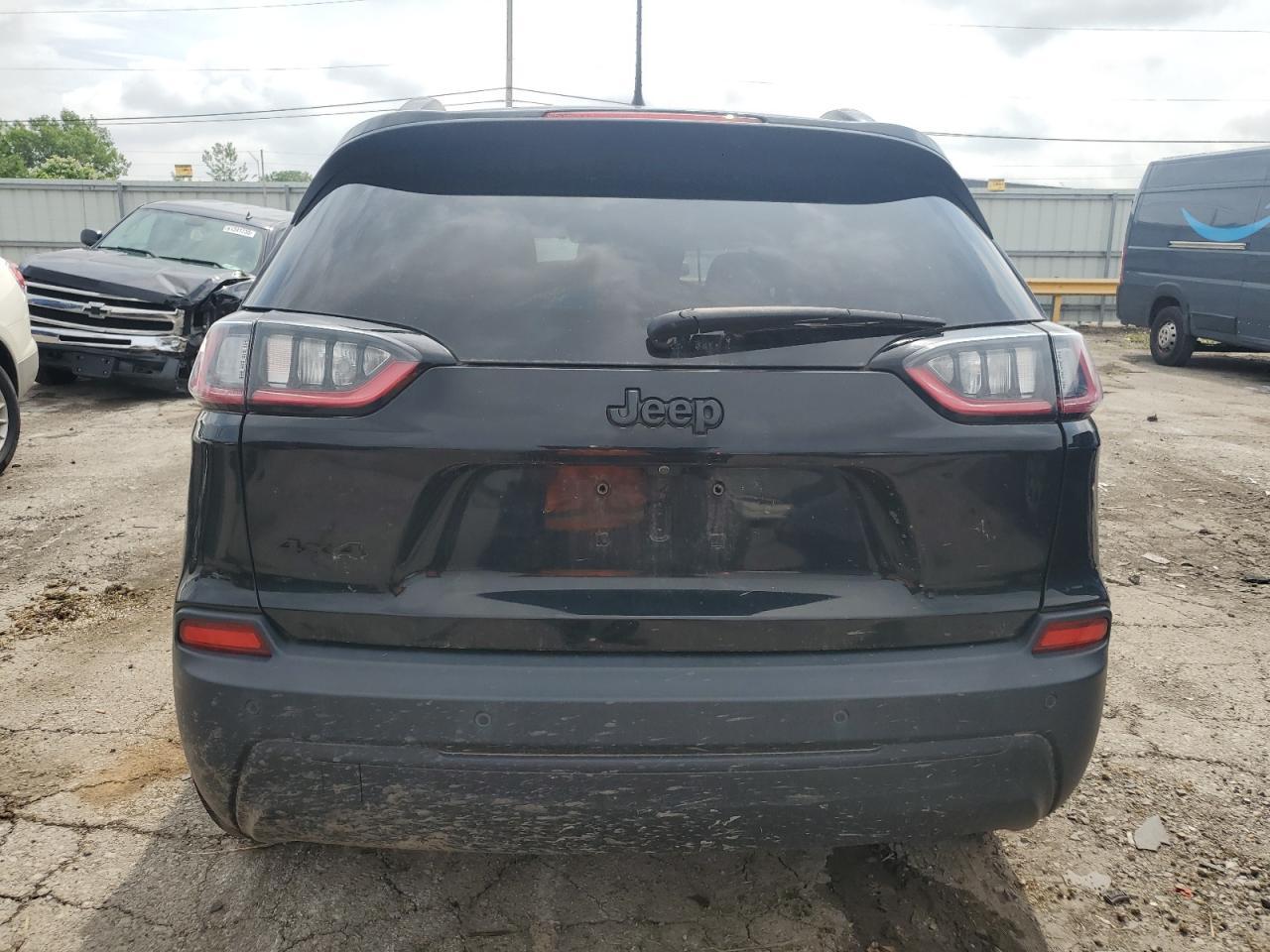 2020 Jeep Cherokee Latitude Plus - Фото 6