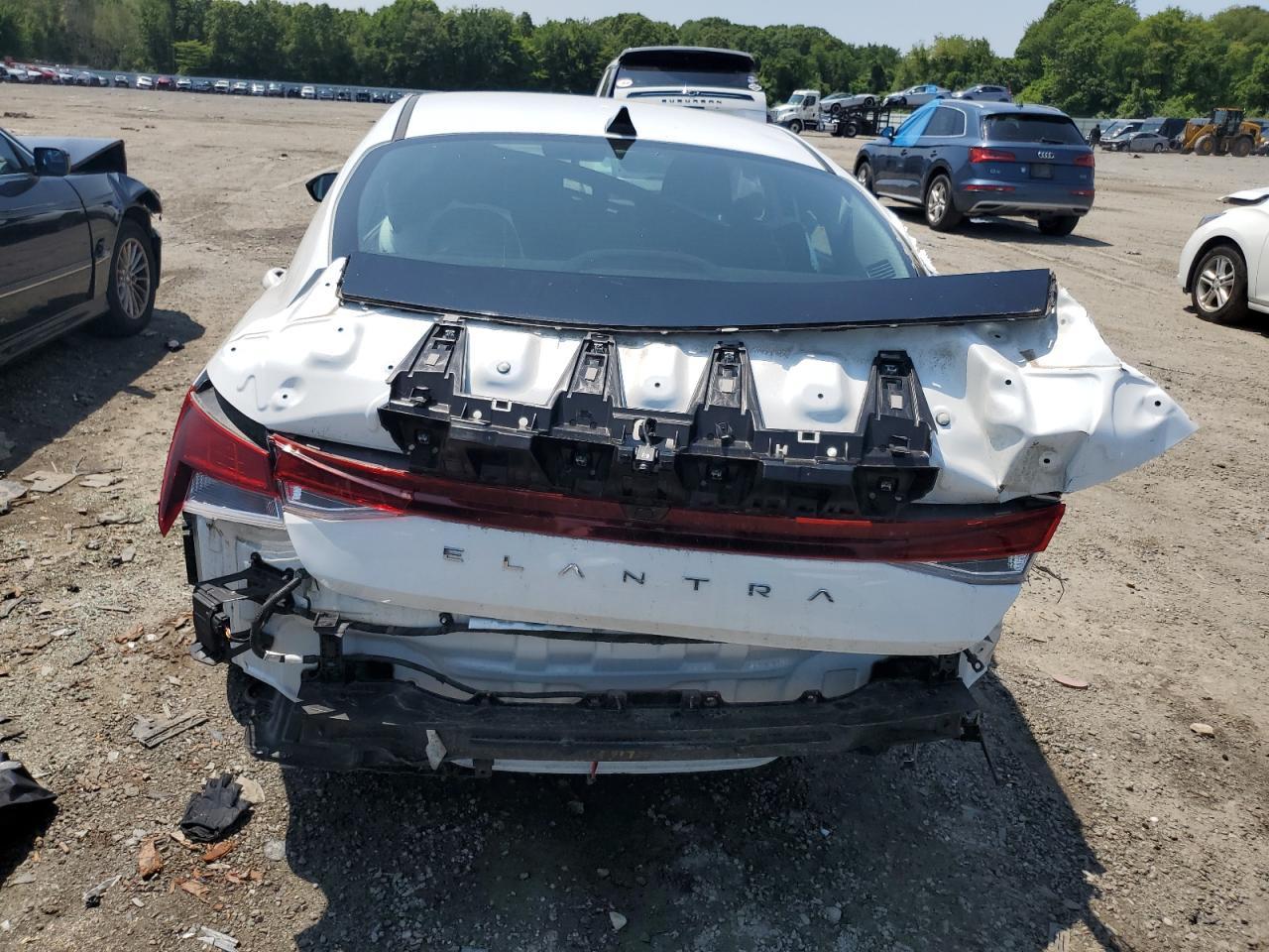 2022 Hyundai Elantra Sel - Фото 6