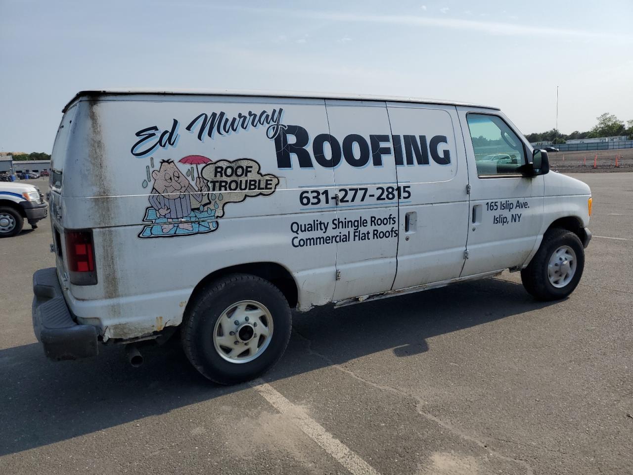 2004 Ford Econoline E250 Van - Фото 3
