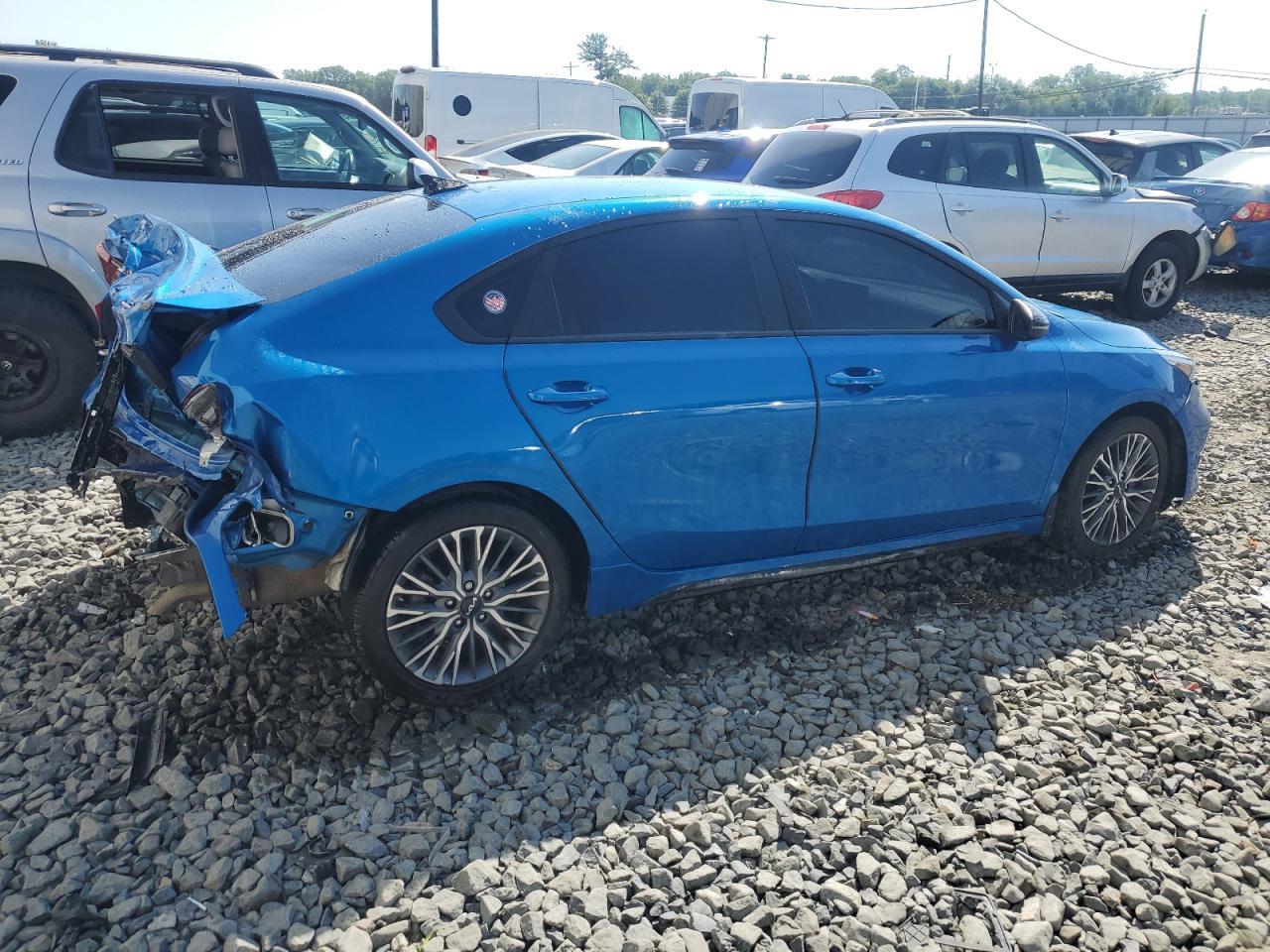 2023 Kia Forte Gt Line - Фото 3