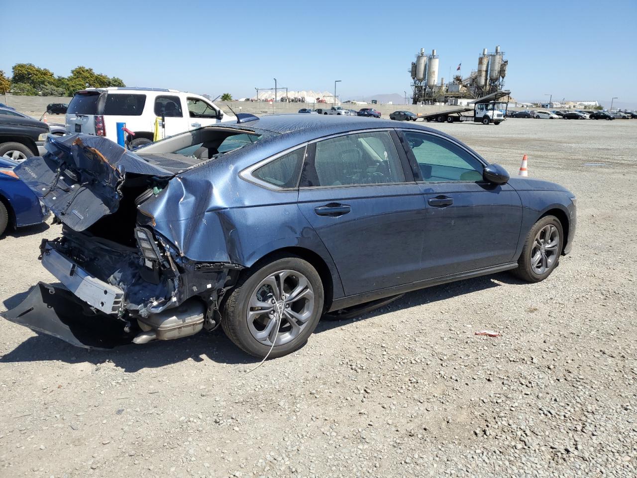 2024 Honda Accord Hybrid Exl - Image 3