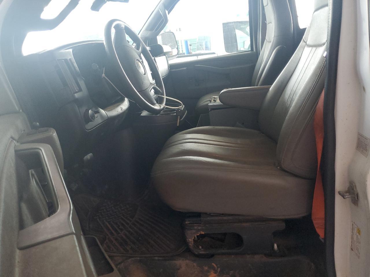 2018 Chevrolet Express G2500 - Фото 7