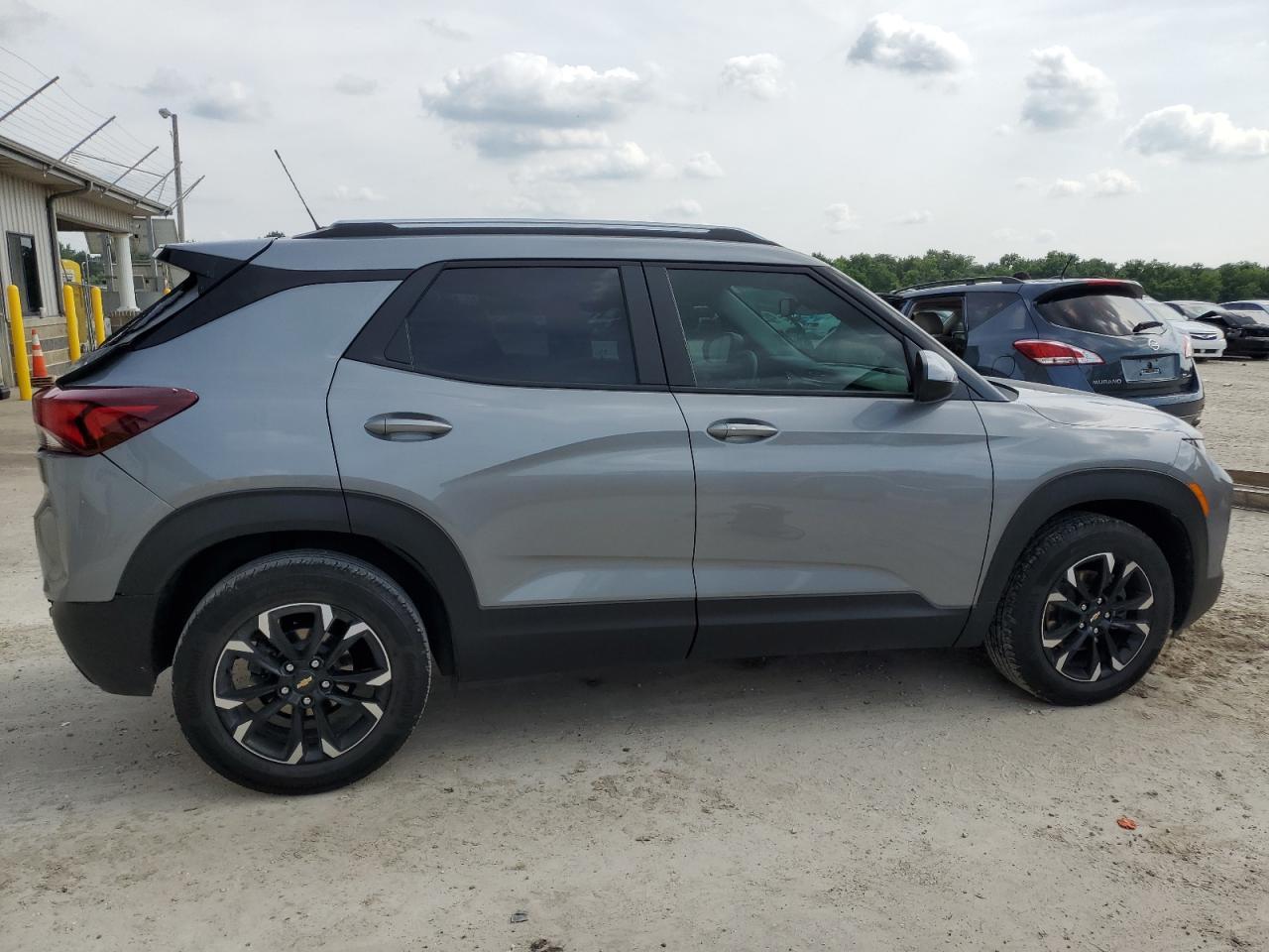 2023 Chevrolet Trailblazer Lt - Image 3
