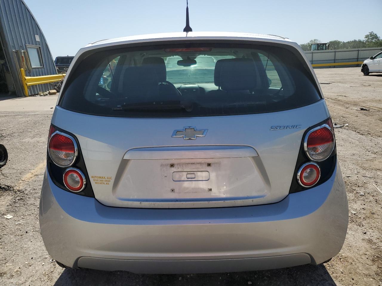 2012 Chevrolet Sonic Ls - Image 6
