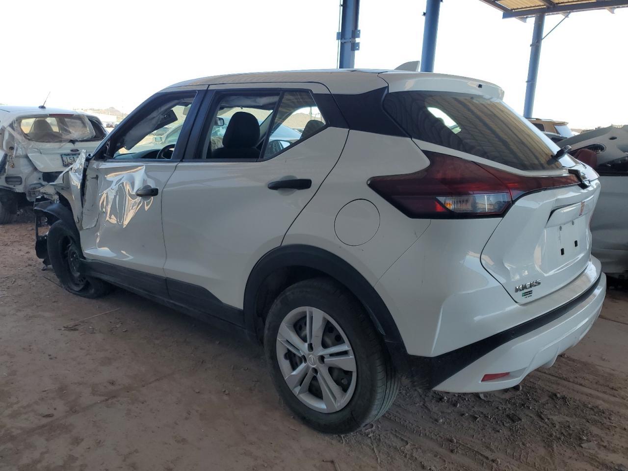 2021 Nissan Kicks S - Фото 2
