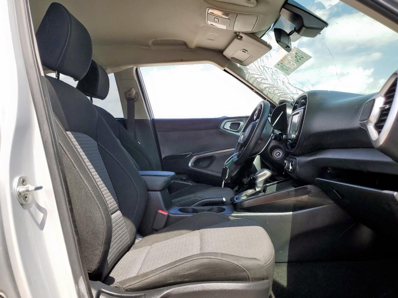 2020 Kia Soul Lx - Image 7