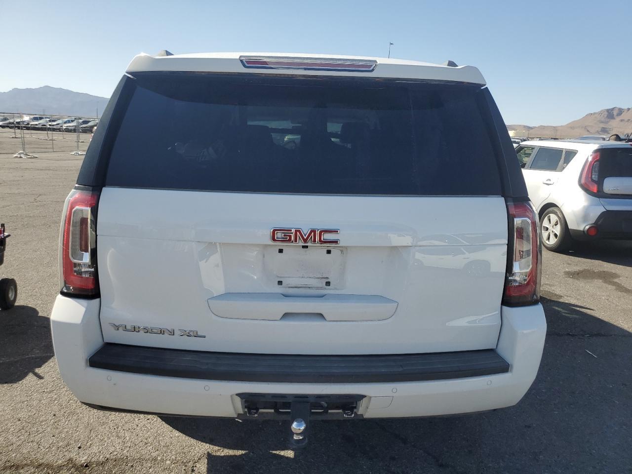 2018 GMC Yukon Xl C1500 Slt - Фото 6