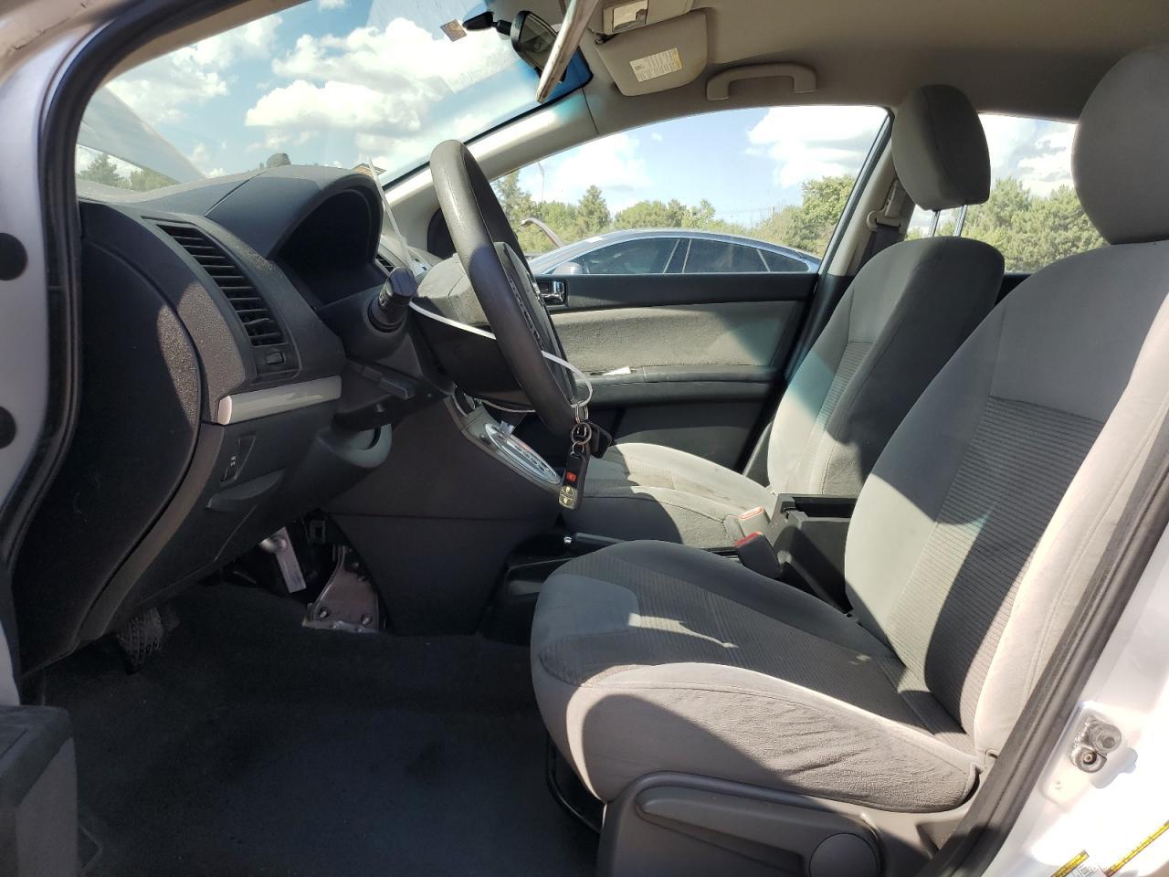 2011 Nissan Sentra 2.0 - Image 7