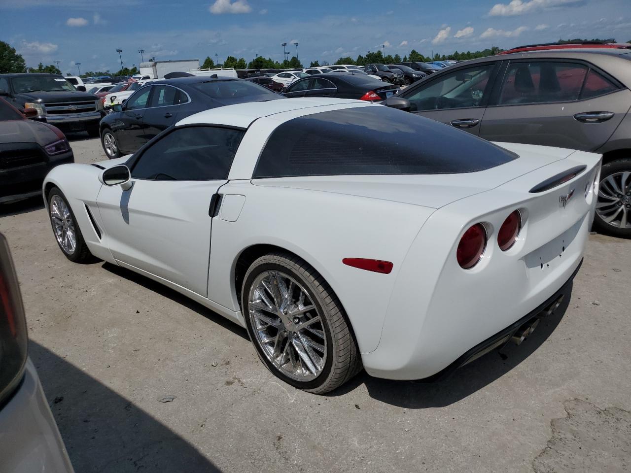 2012 Chevrolet Corvette - Фото 2