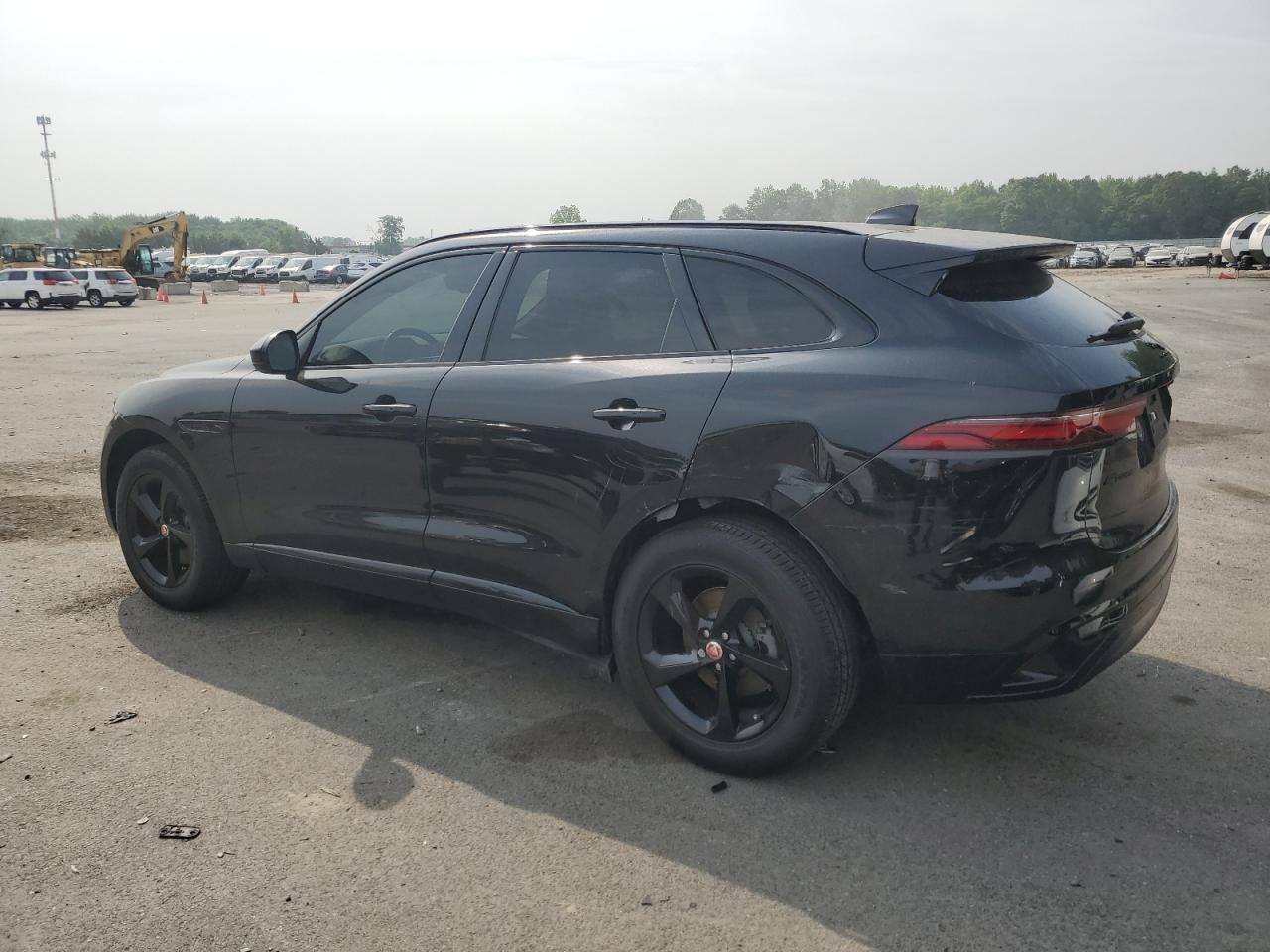 2023 Jaguar F-Pace S - Фото 2
