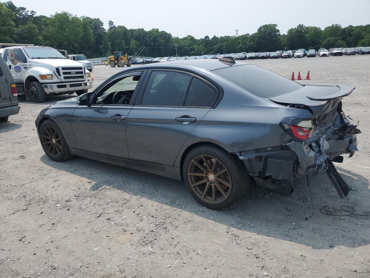 2012 BMW 335 I - Фото 2