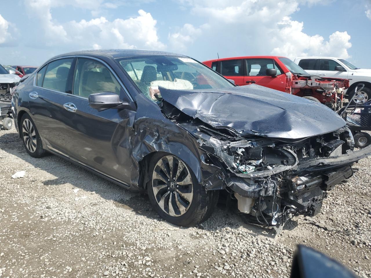 2017 Honda Accord Hybrid Exl - Image 4