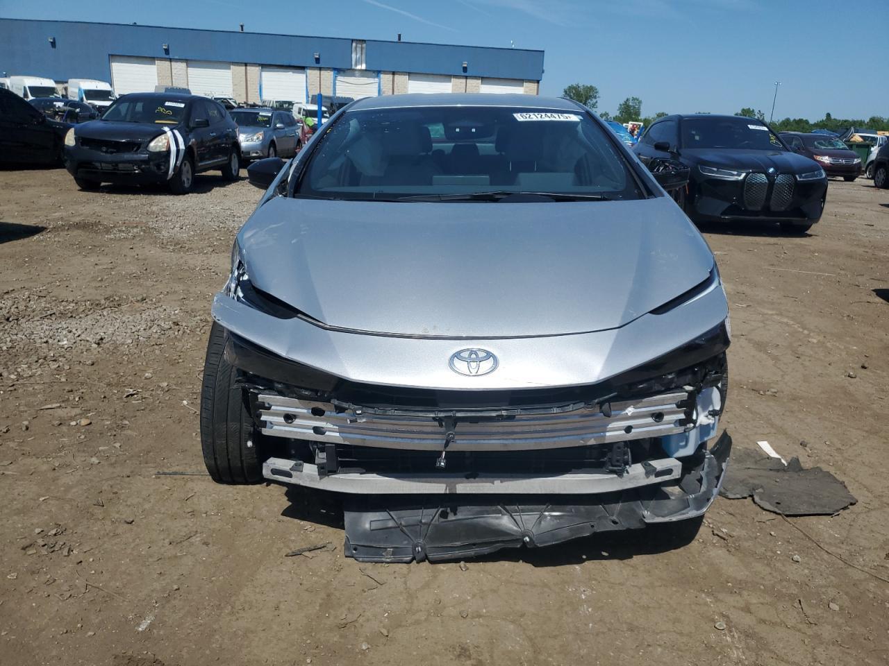 2024 Toyota Prius Le - Image 5