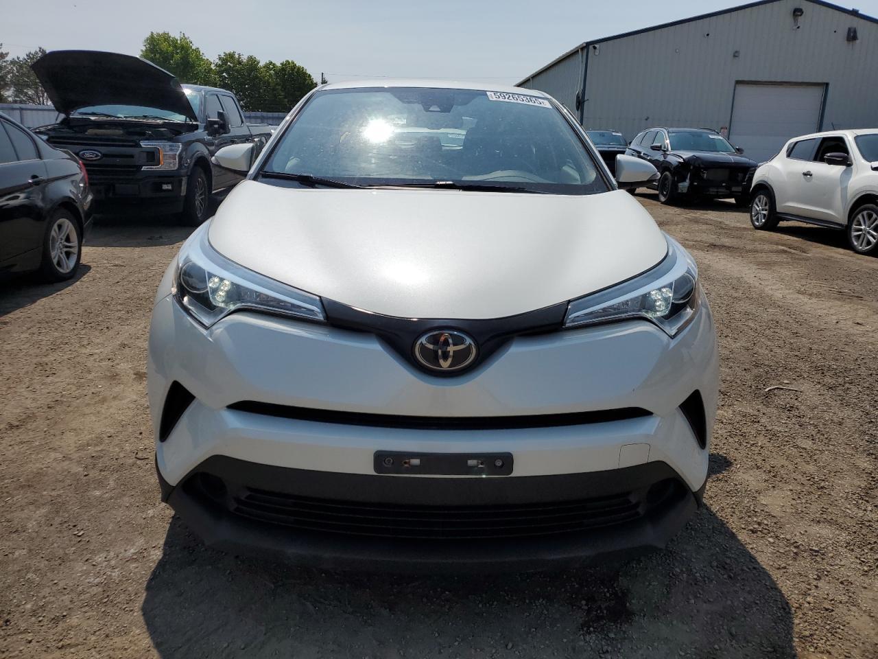 2018 Toyota C-Hr Xle - Image 5