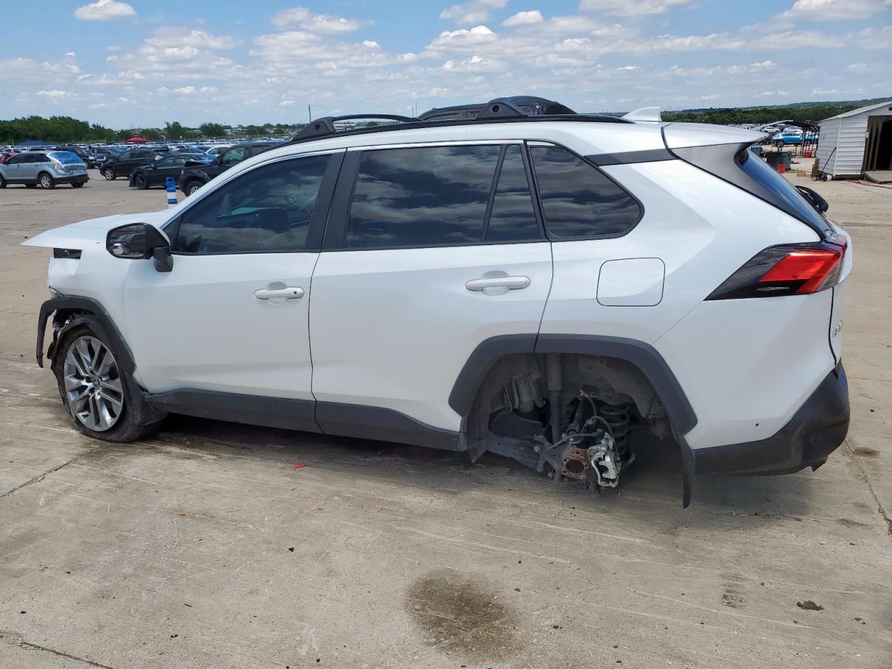 2023 Toyota Rav4 Xle Premium - Фото 2
