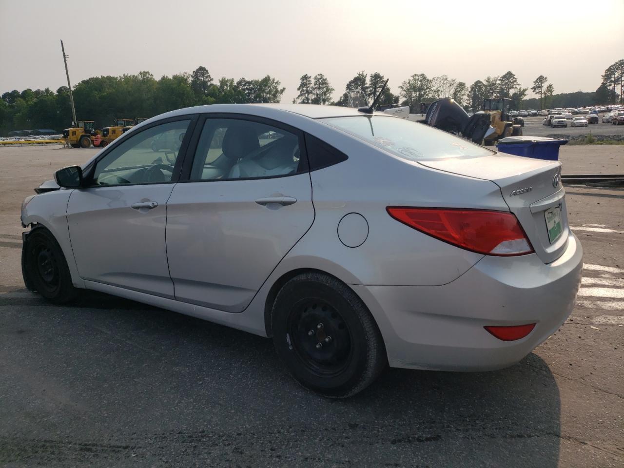2017 Hyundai Accent Se - Фото 2