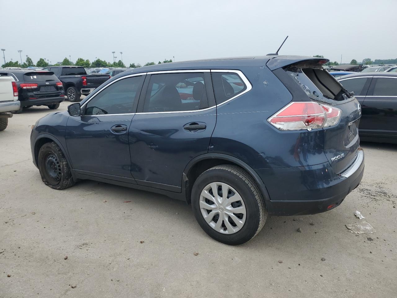 2016 Nissan Rogue S - Фото 2