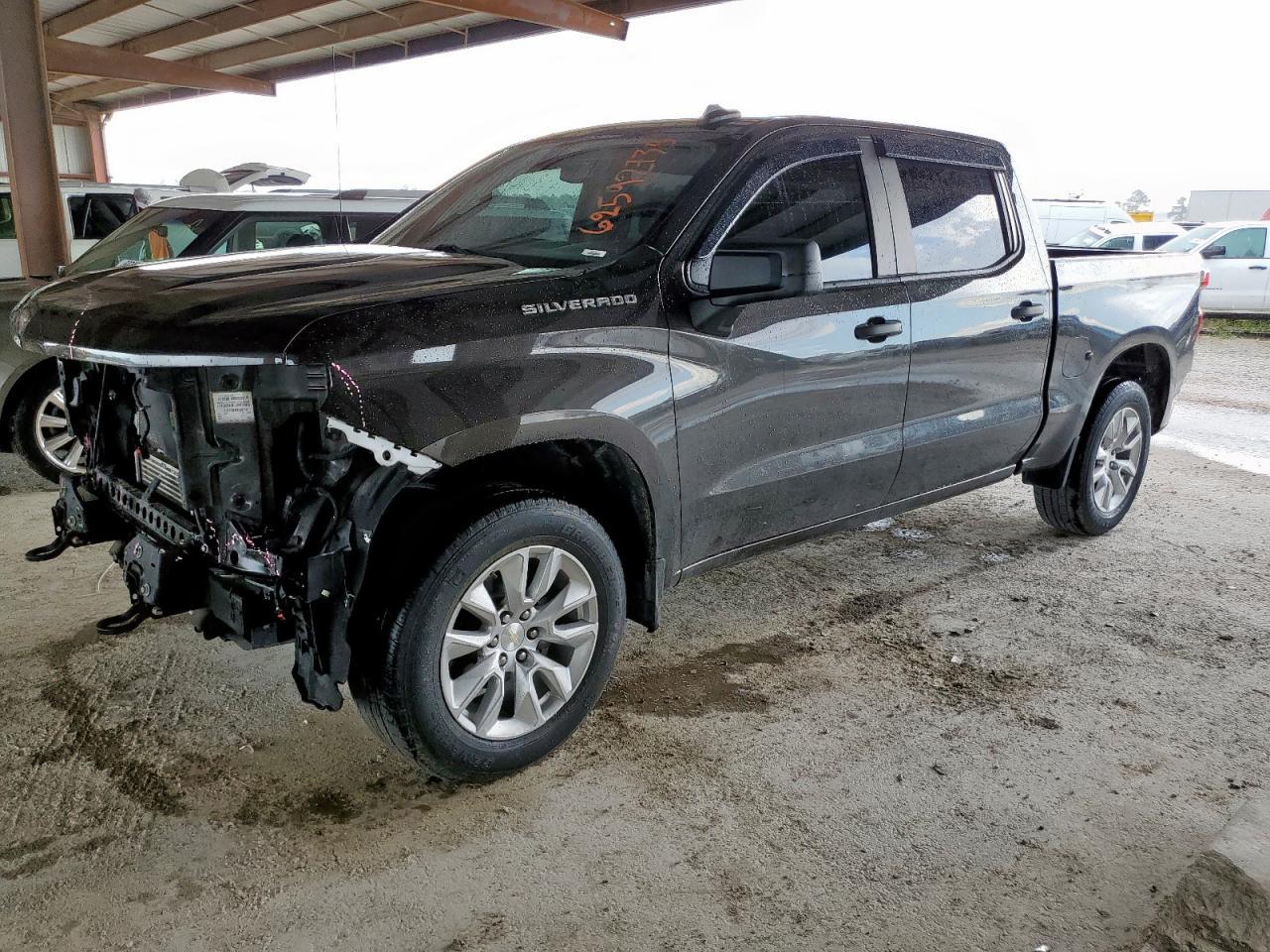 2022 Chevrolet Silverado Ltd C1500 Custom