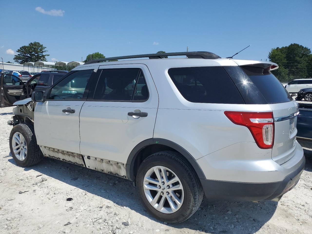 2013 Ford Explorer - Image 2