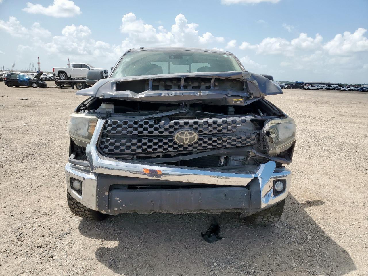 2018 Toyota Tundra Double Cab Sr - Фото 5
