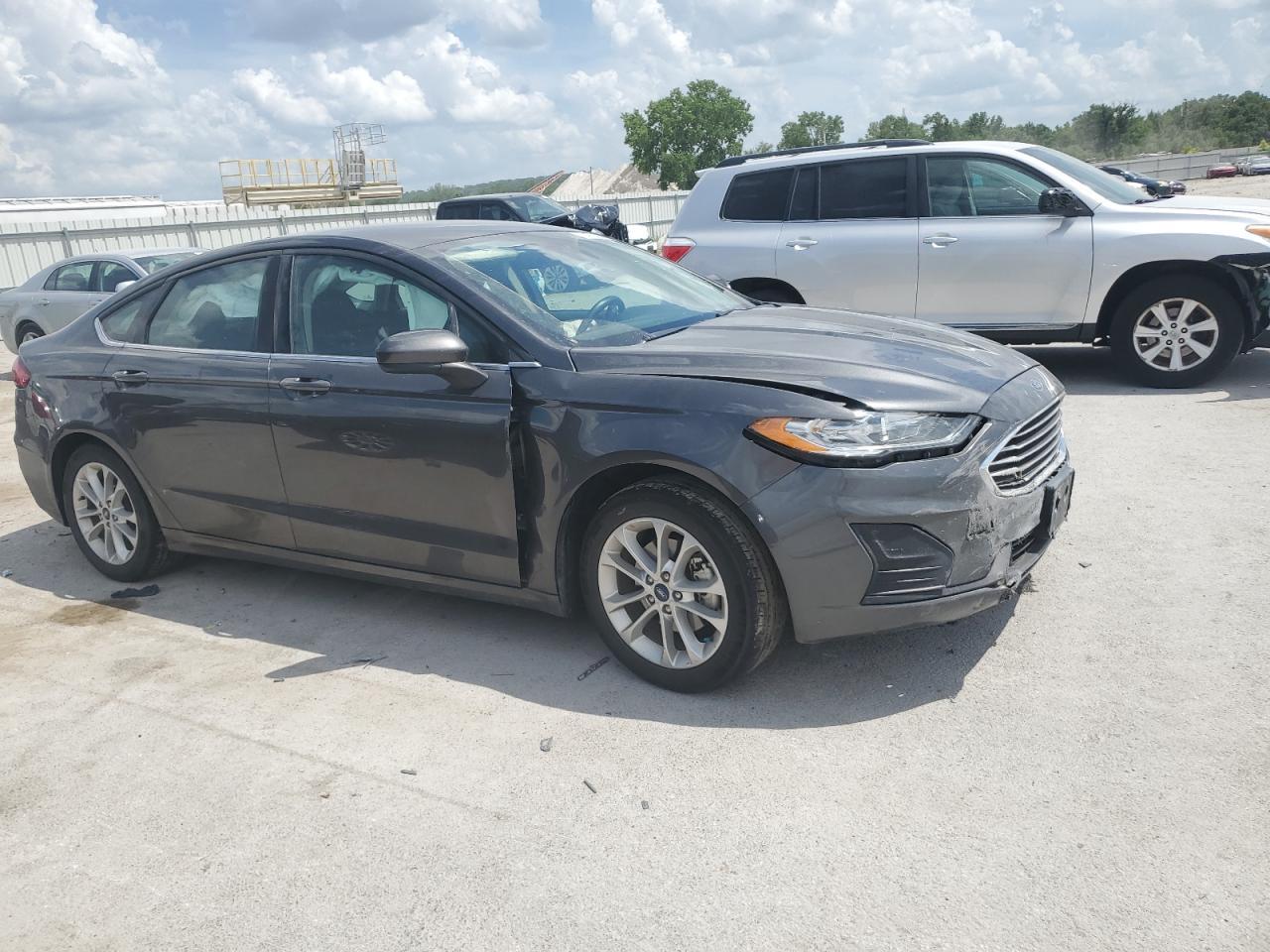 2019 Ford Fusion Se - Image 4