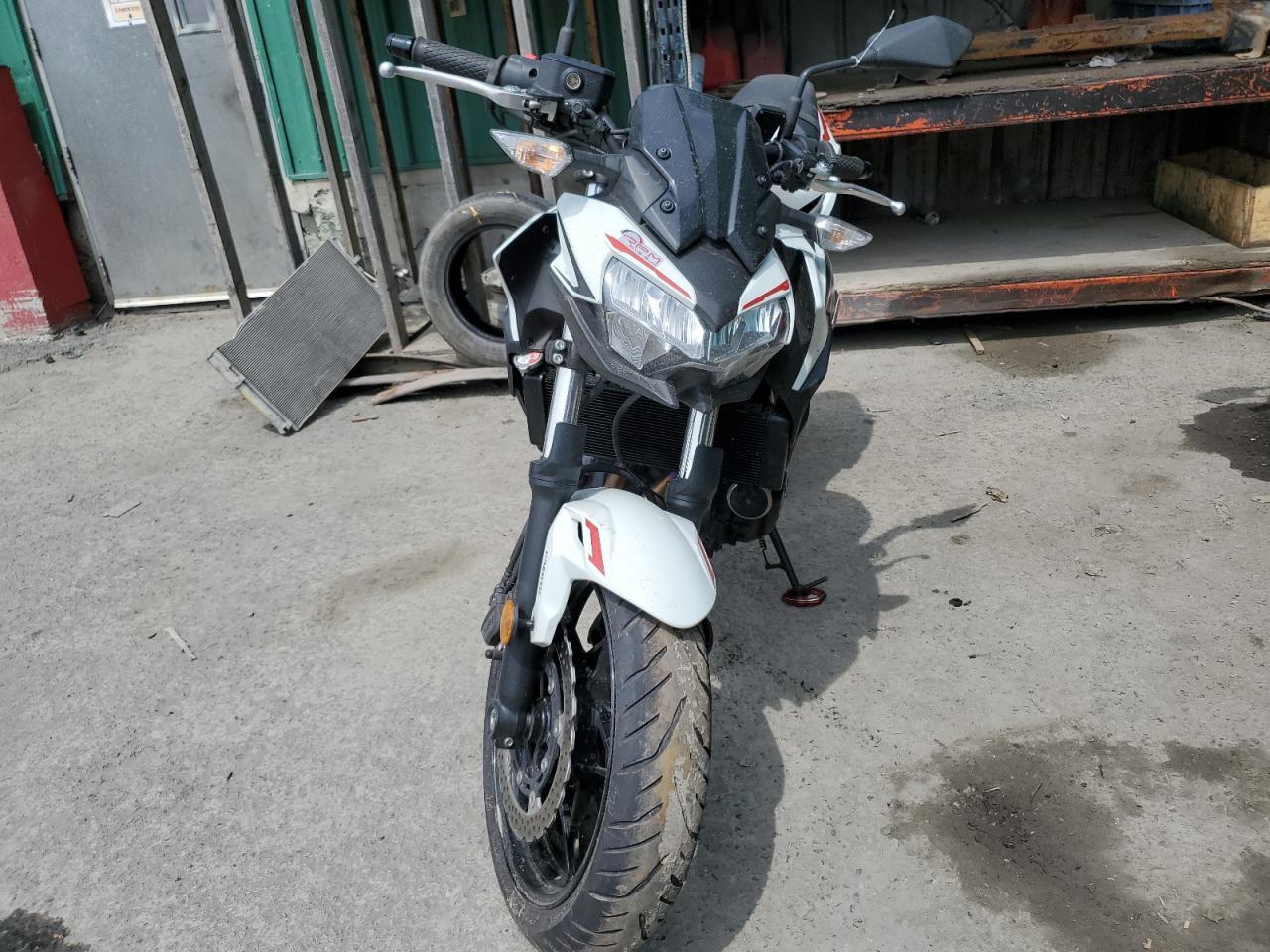 2022 Kawasaki Er650 K - Фото 2