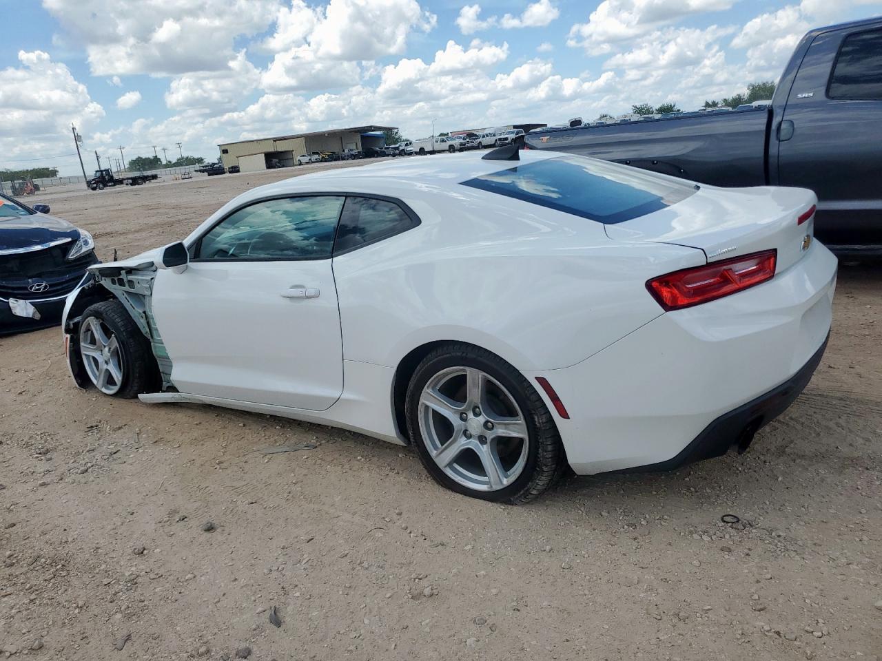 2016 Chevrolet Camaro Lt - Фото 2