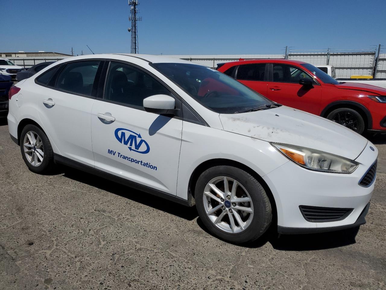 2018 Ford Focus Se - Image 4