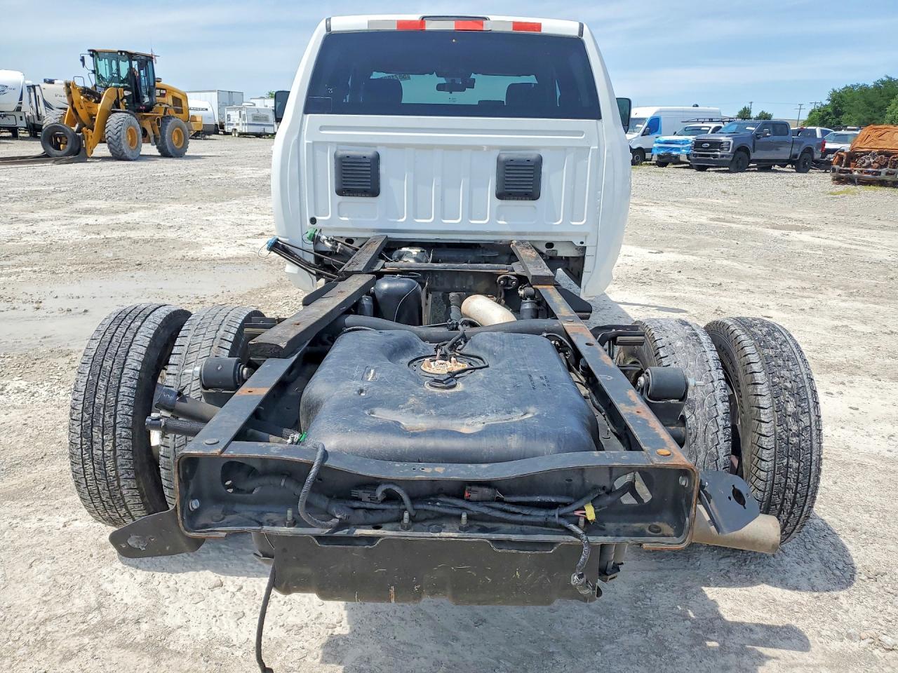 2022 Ram 3500 - Image 6