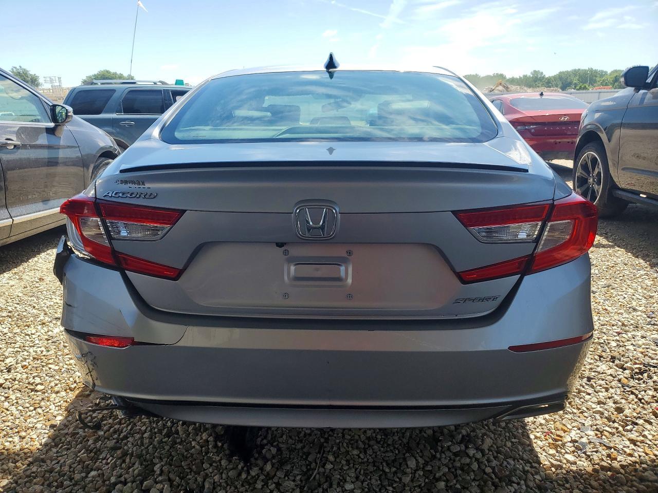 2022 Honda Accord Sport - Фото 6
