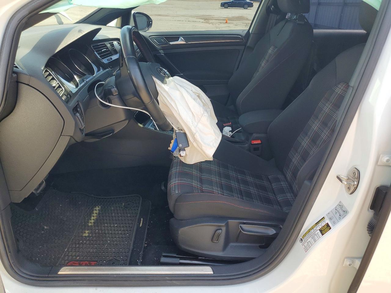 2018 Volkswagen Gti S/Se - Image 7