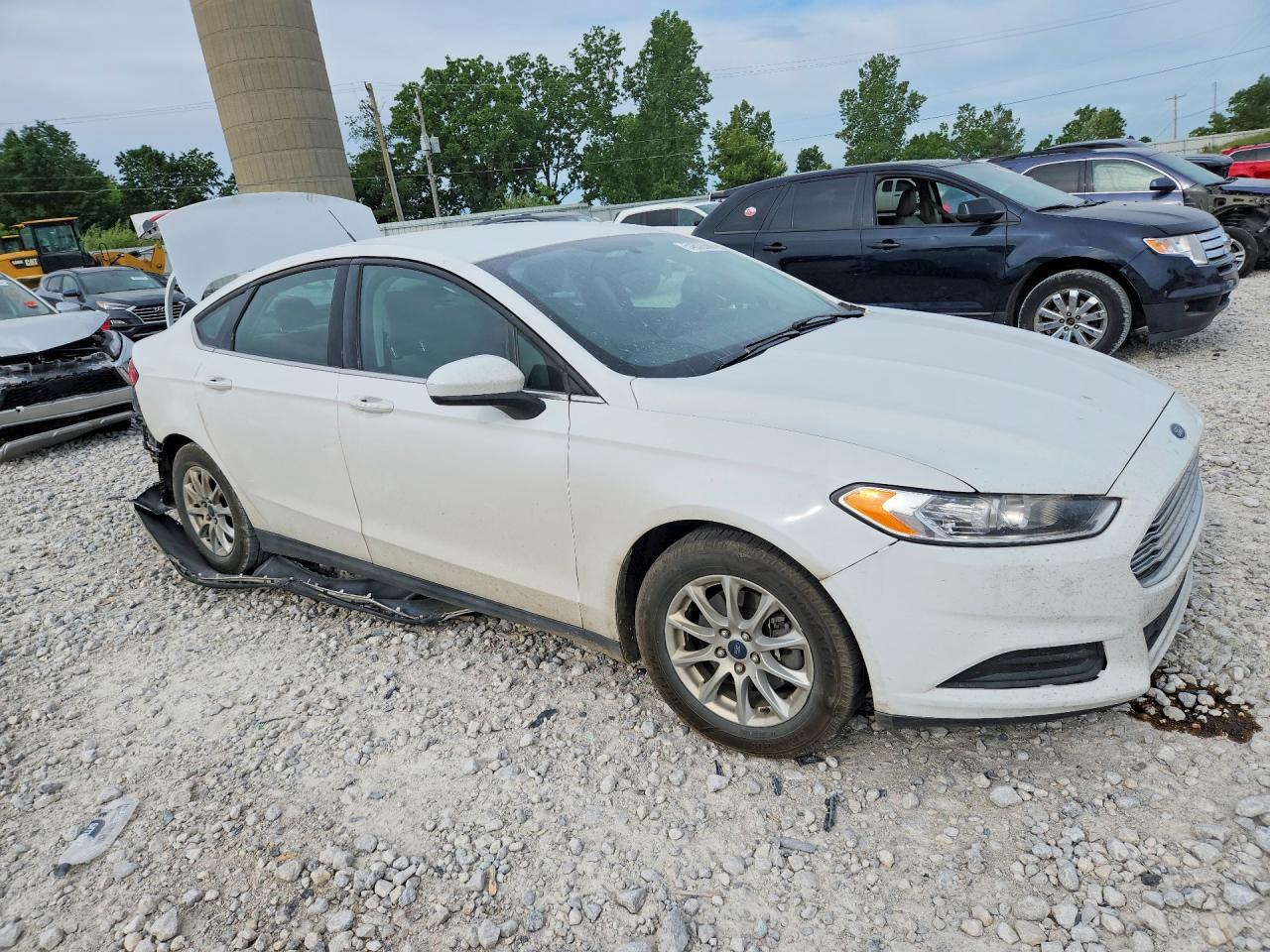 2016 Ford Fusion S - Фото 4