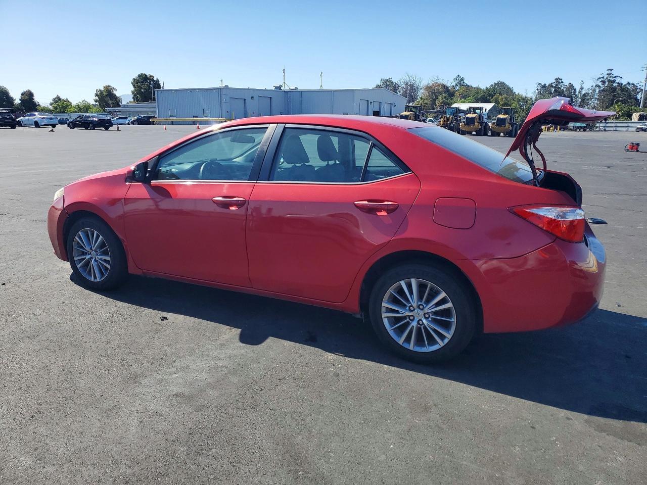 2015 Toyota Corolla Le Plus - Фото 2