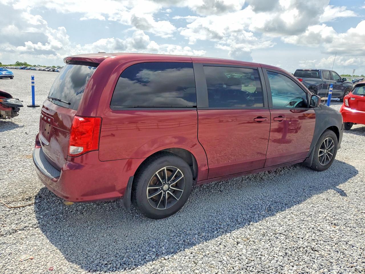 2018 Dodge Grand Caravan Sxt - Фото 3