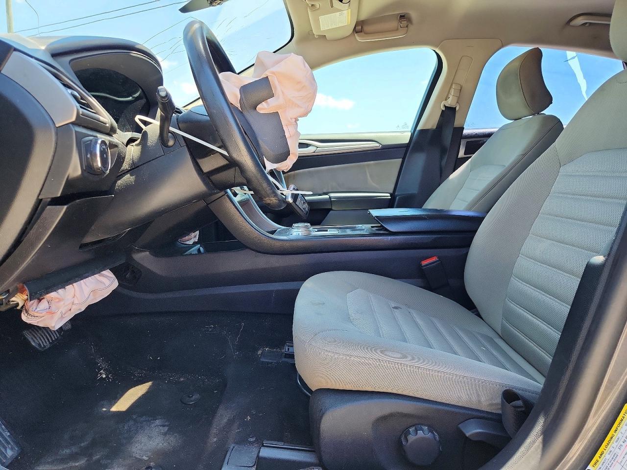 2019 Ford Fusion S - Фото 7