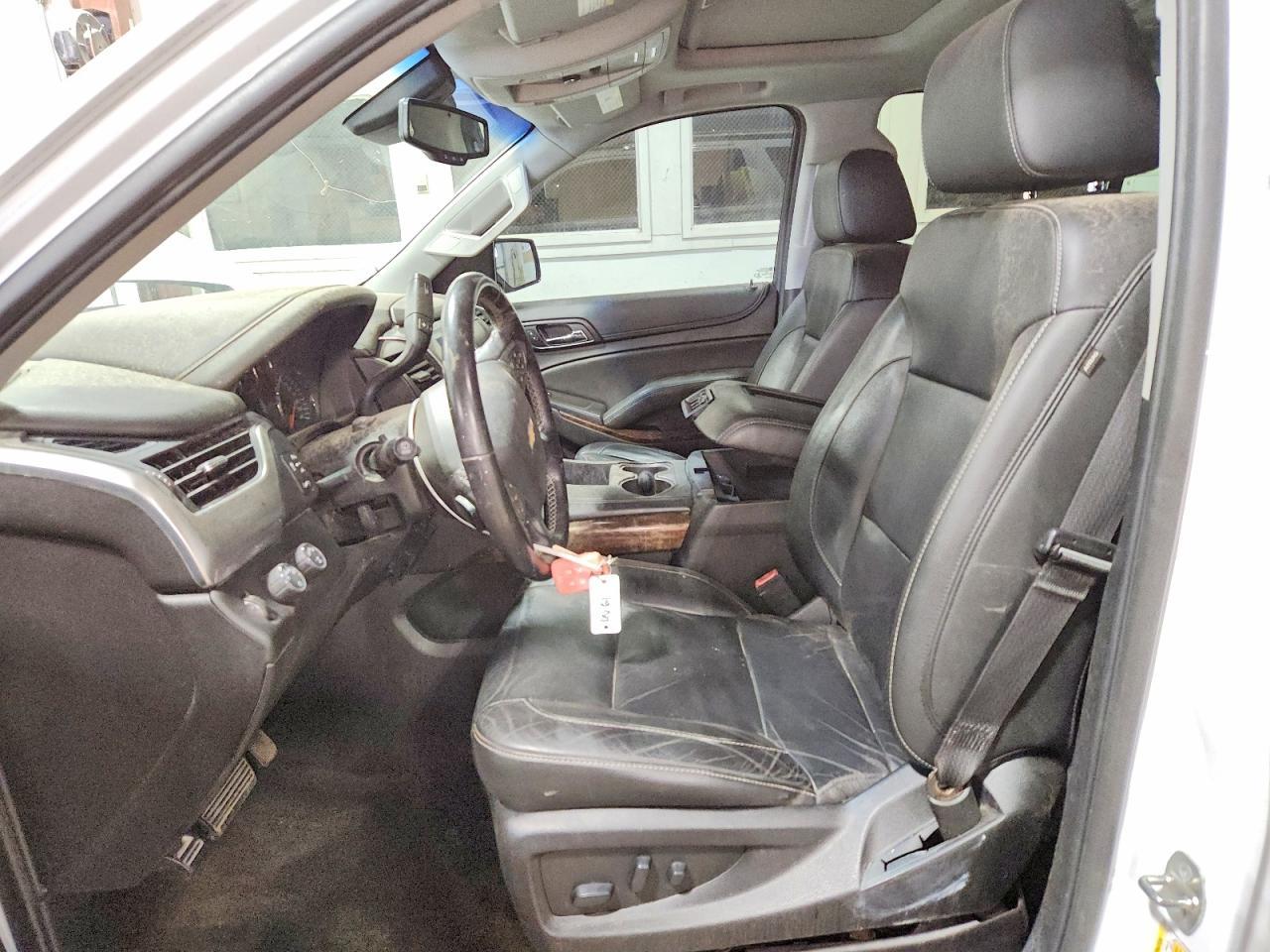 2018 Chevrolet Suburan - Image 7