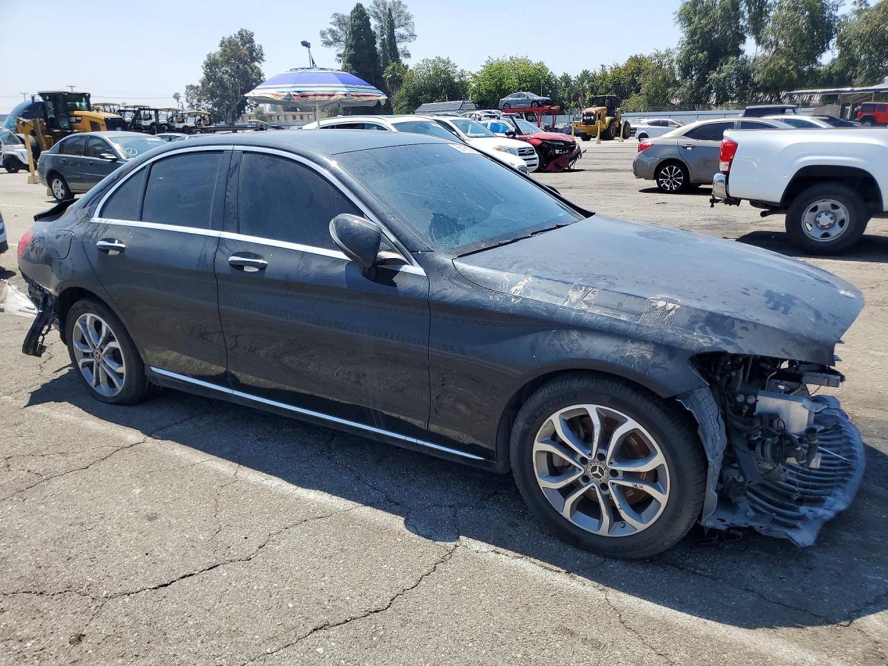 2018 Mercedes-Benz C 300 - Фото 4