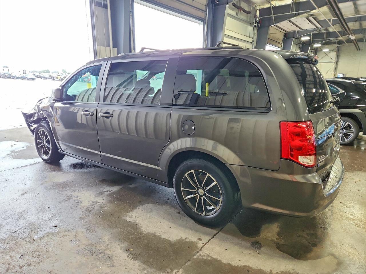 2019 Dodge Grand Caravan Gt - Фото 2