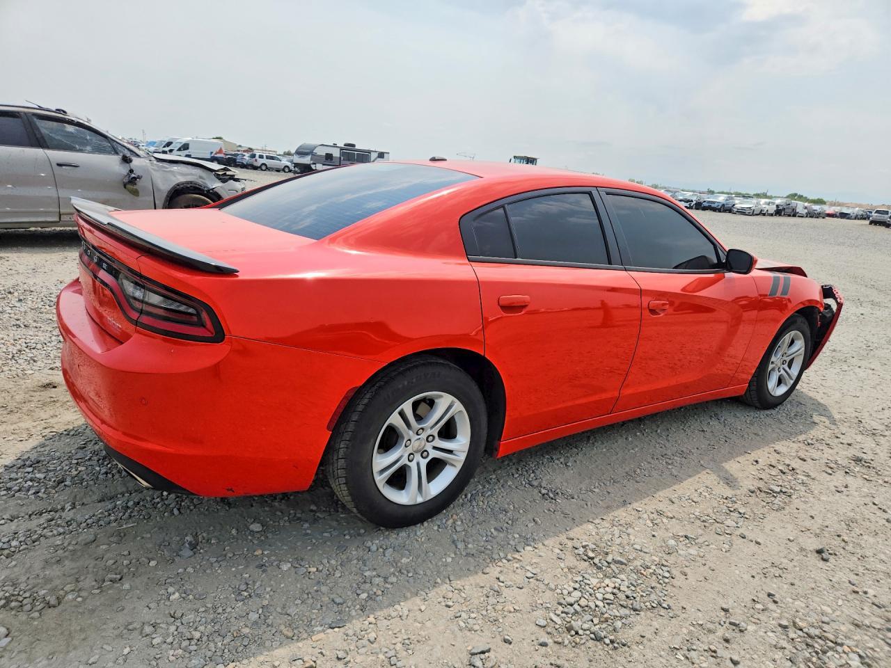 2019 Dodge Charger Sxt - Image 3