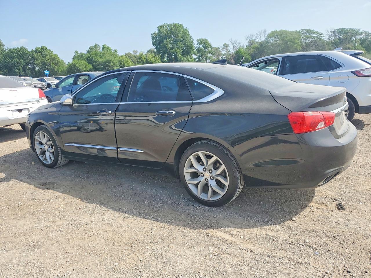 2019 Chevrolet Impala Premier - Фото 2