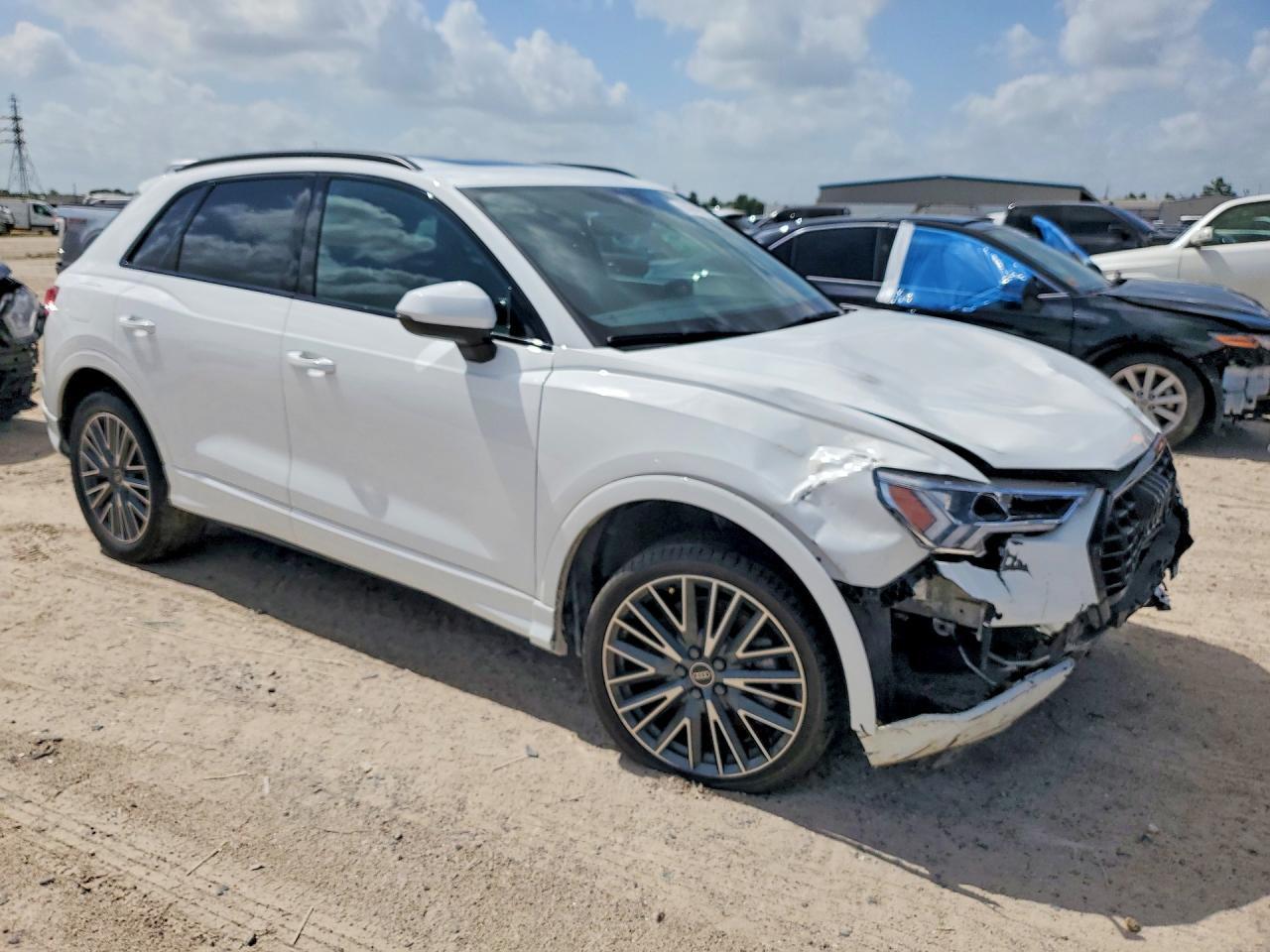 2024 Audi Q3 Premium 40 - Фото 4