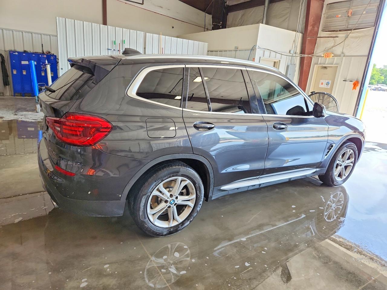 2021 BMW X3 xDrive30I - Image 3