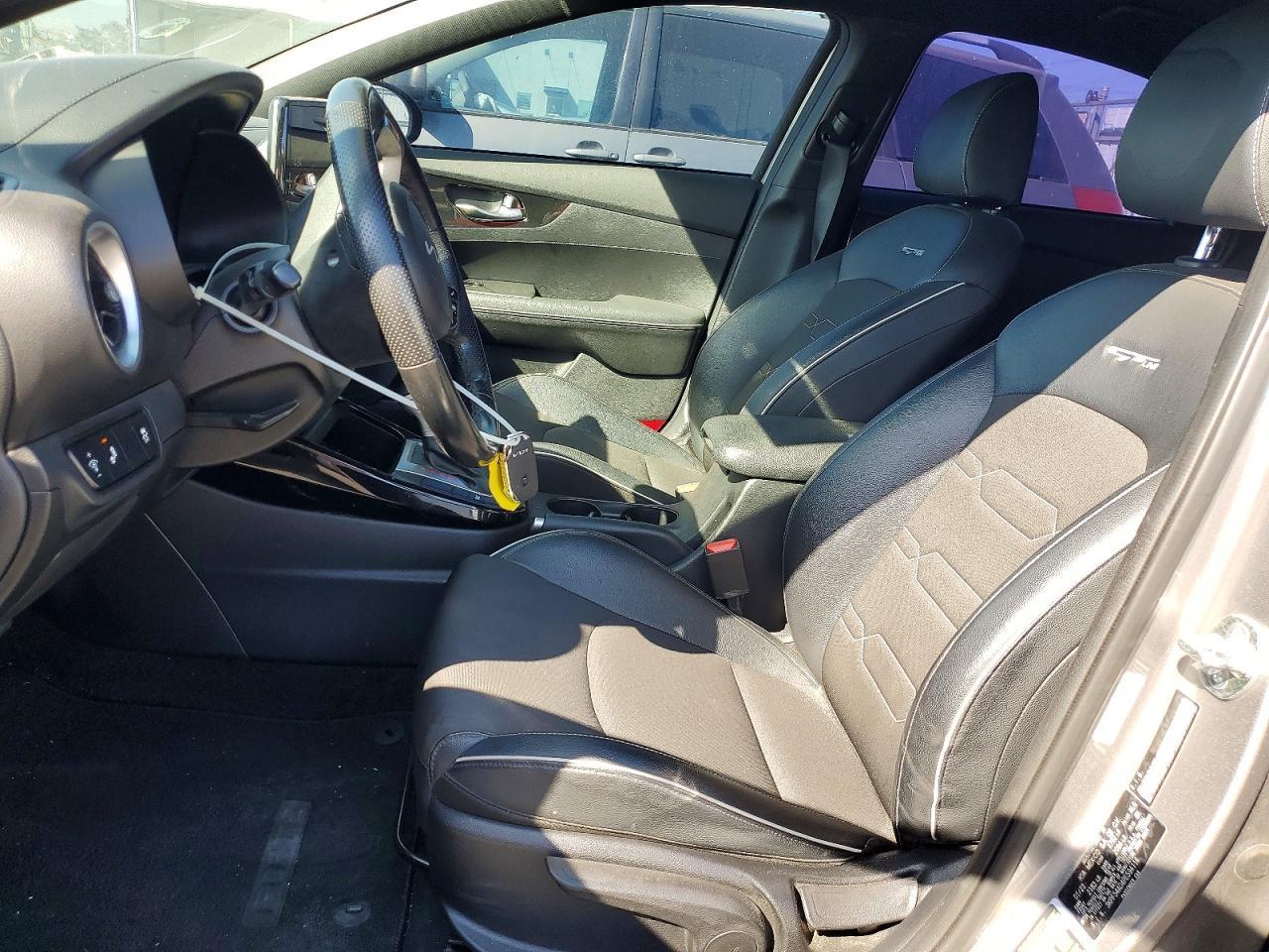2023 Kia Forte Gt Line - Фото 7