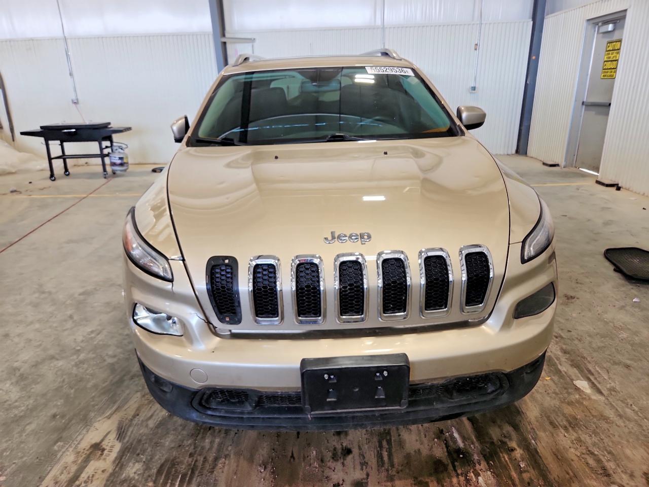 2014 Jeep Cherokee Latitude - Image 5