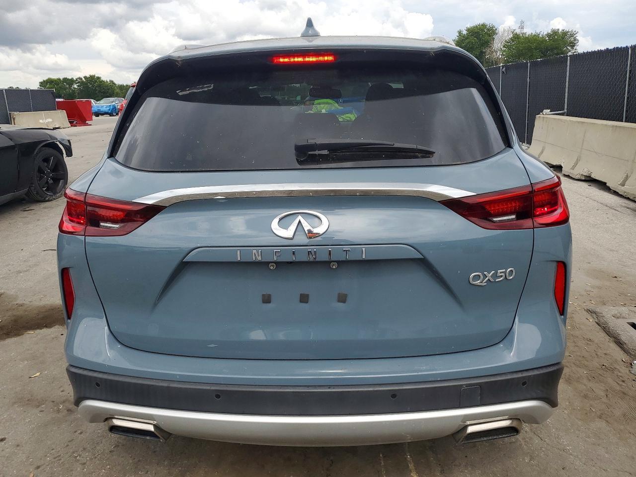 2022 Infiniti Qx50 Essential - Image 6