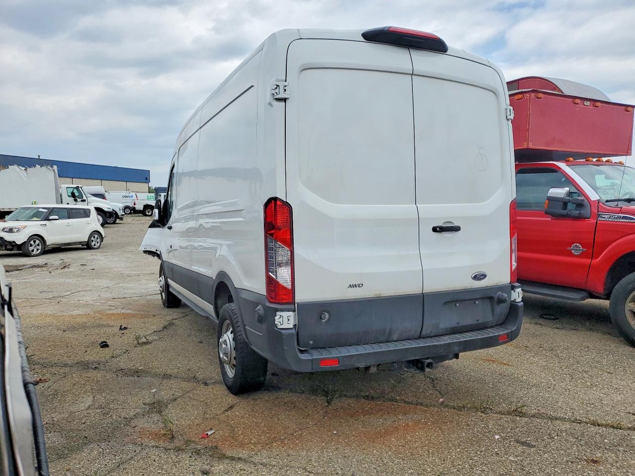 2024 Ford Transit T-250 Delivery Van - Фото 2