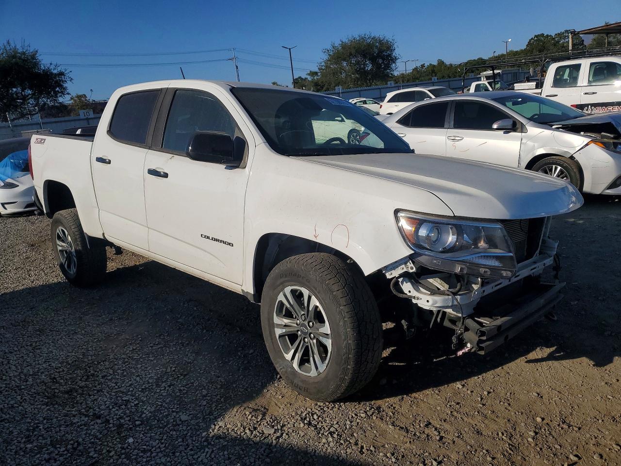 2021 Chevrolet Colorado Z71 - Image 4