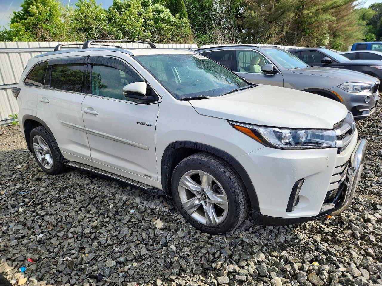 2016 Toyota Highlander Base - Фото 4