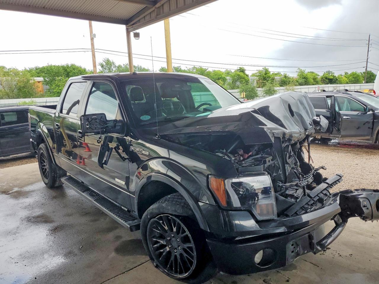 2013 Ford F150 Supercrew - Image 4